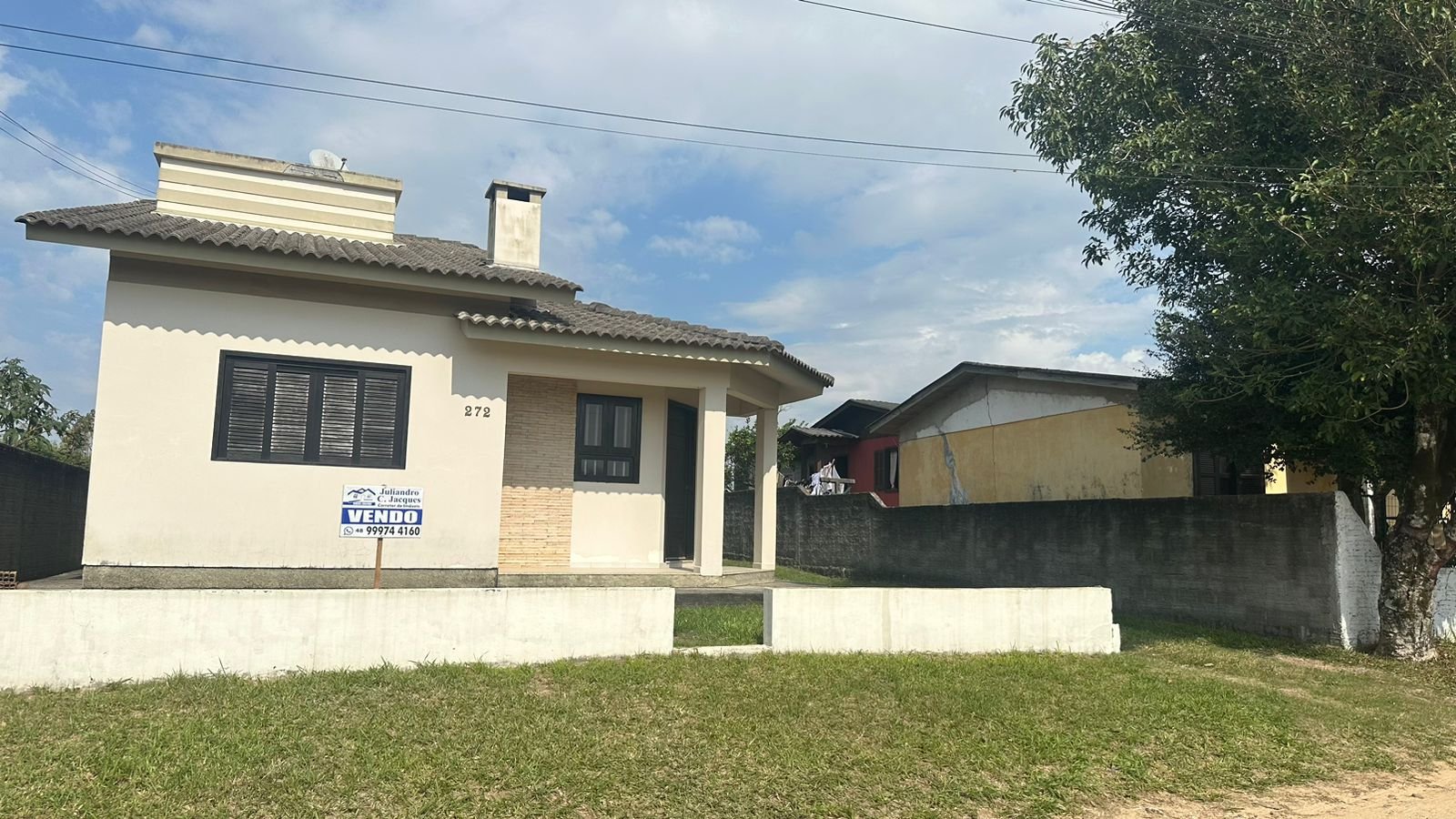 FACHADA